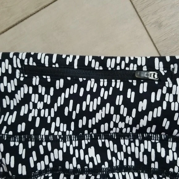 NIKE Dri Fit Activewear Leggings Sz Large - Picture 8 of 8